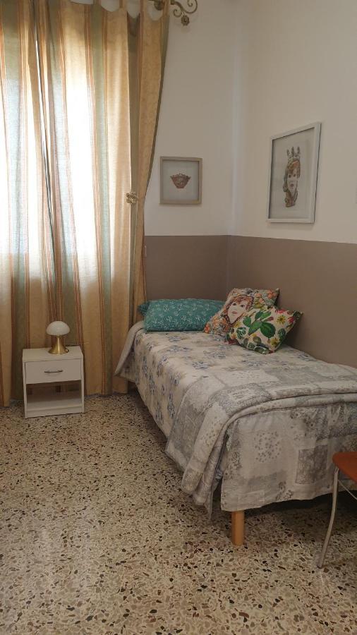I Mori In Campidoglio Affitta Camere SantʼAgata di Militello Buitenkant foto