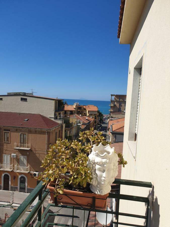 I Mori In Campidoglio Affitta Camere SantʼAgata di Militello Buitenkant foto